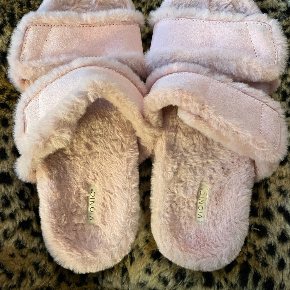 Vionic 7.5 Pink Double Adjustable Straps Slippers - image 2